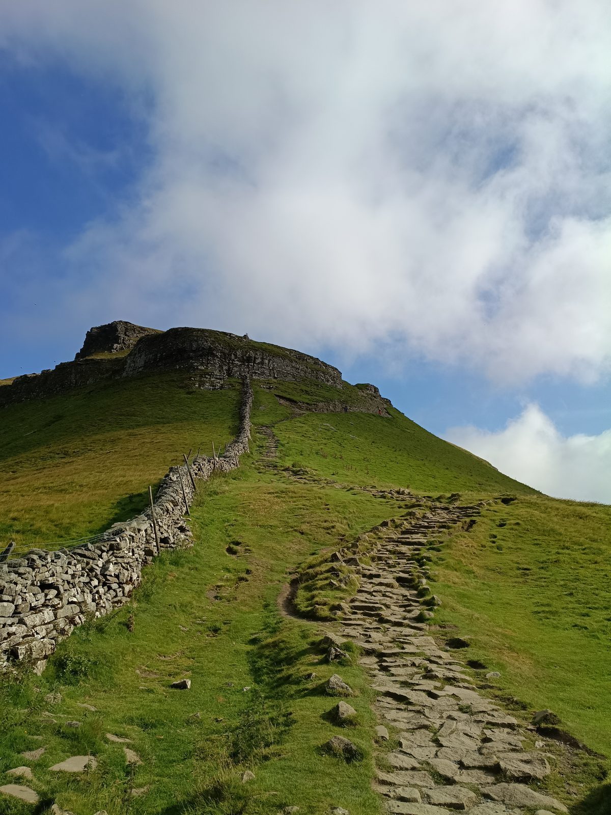 Pen-y-ghent Yorkshire Three Peaks
